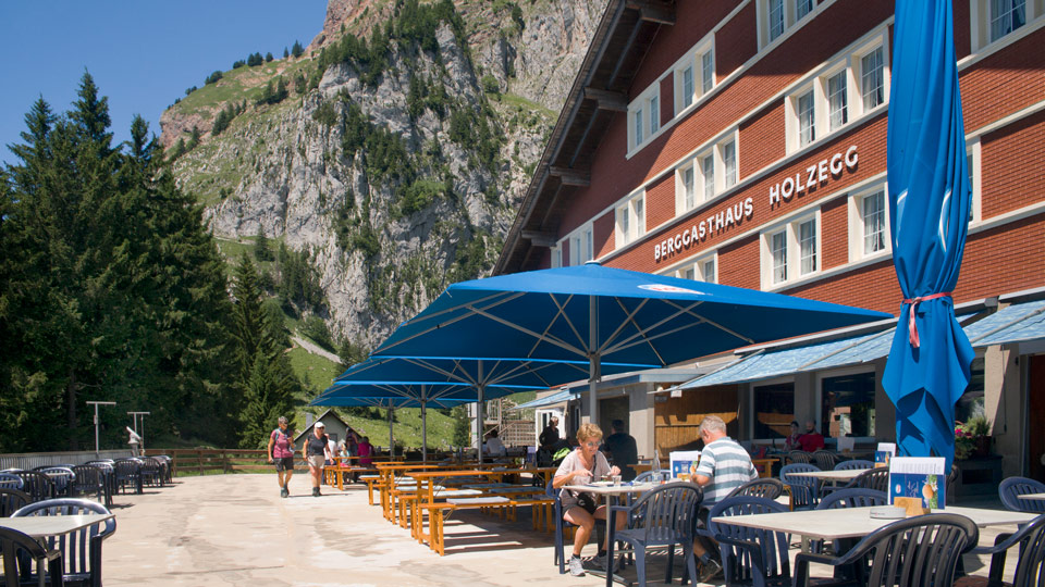 Holzegg, auberge de montagne, restaurant, terrasse, hôtes